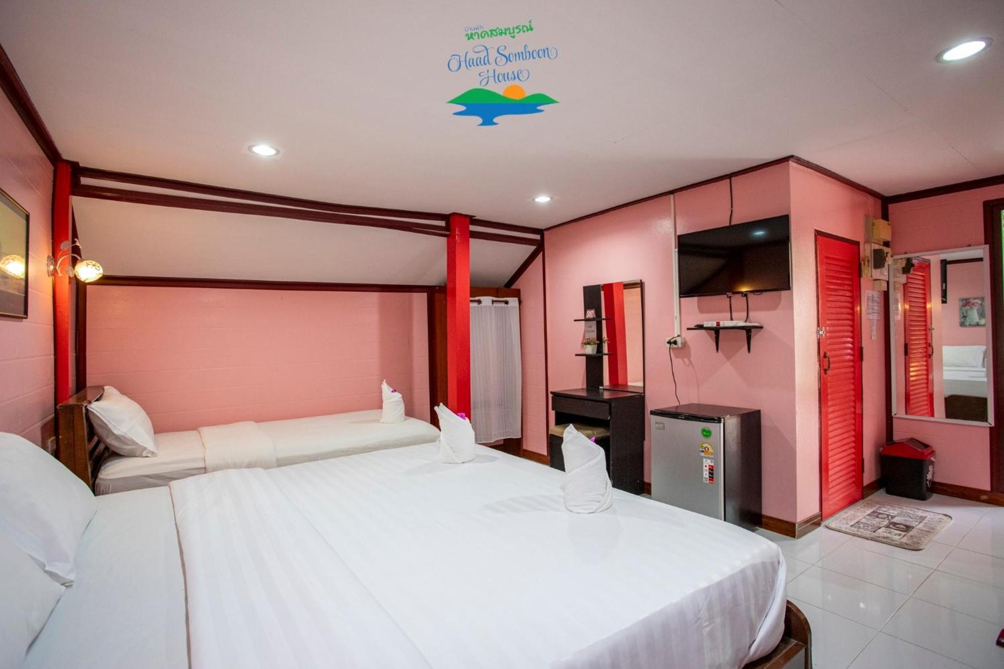 Haad Somboon House Bang Saphan Exterior foto