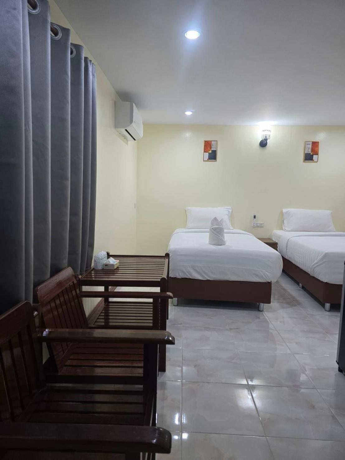 Haad Somboon House Bang Saphan Exterior foto