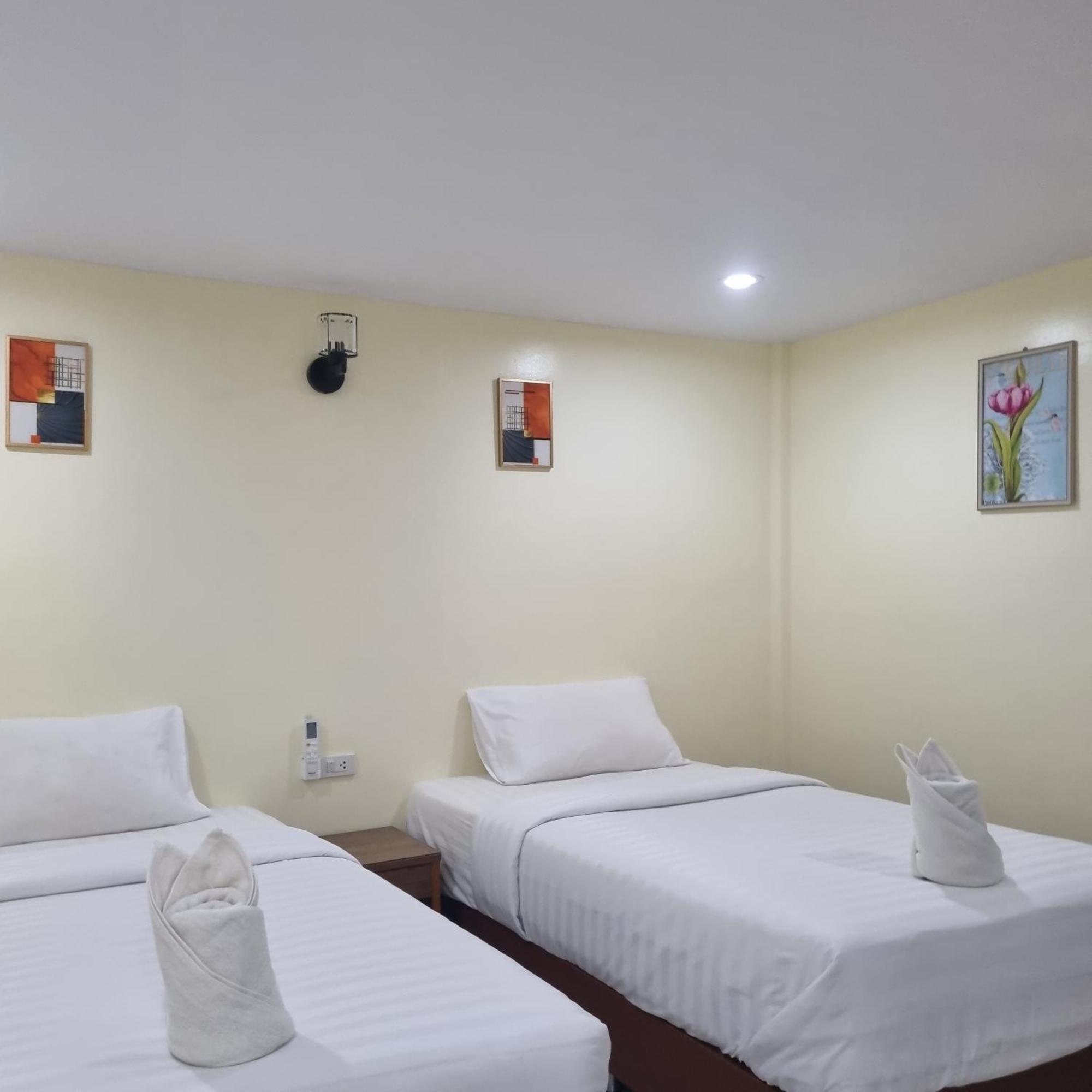 Haad Somboon House Bang Saphan Exterior foto